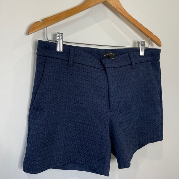 Banana Republic Navy Blue Textured Shorts with Pockets - Picture 2 of 7
